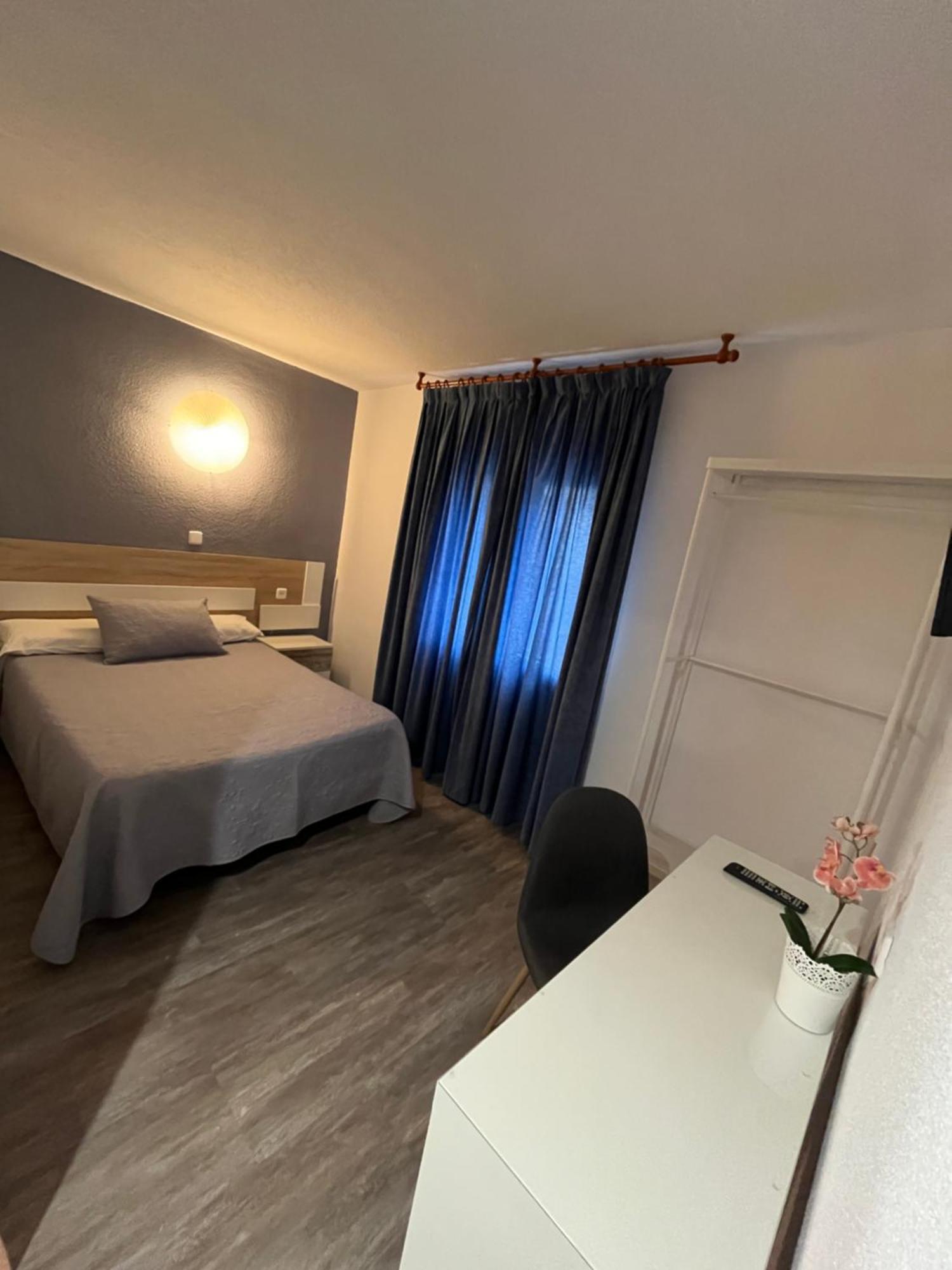 Hostal Azul El Molar Dış mekan fotoğraf
